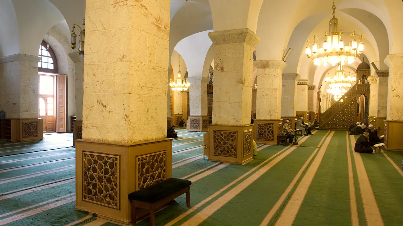 داخل بيت الصلاة، ٢٠٠٩